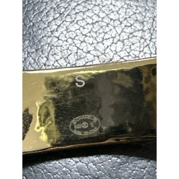 Chanel 22S Logo Enamel Gold Tone Cuff Bracelet S - Picture 6 of 8
